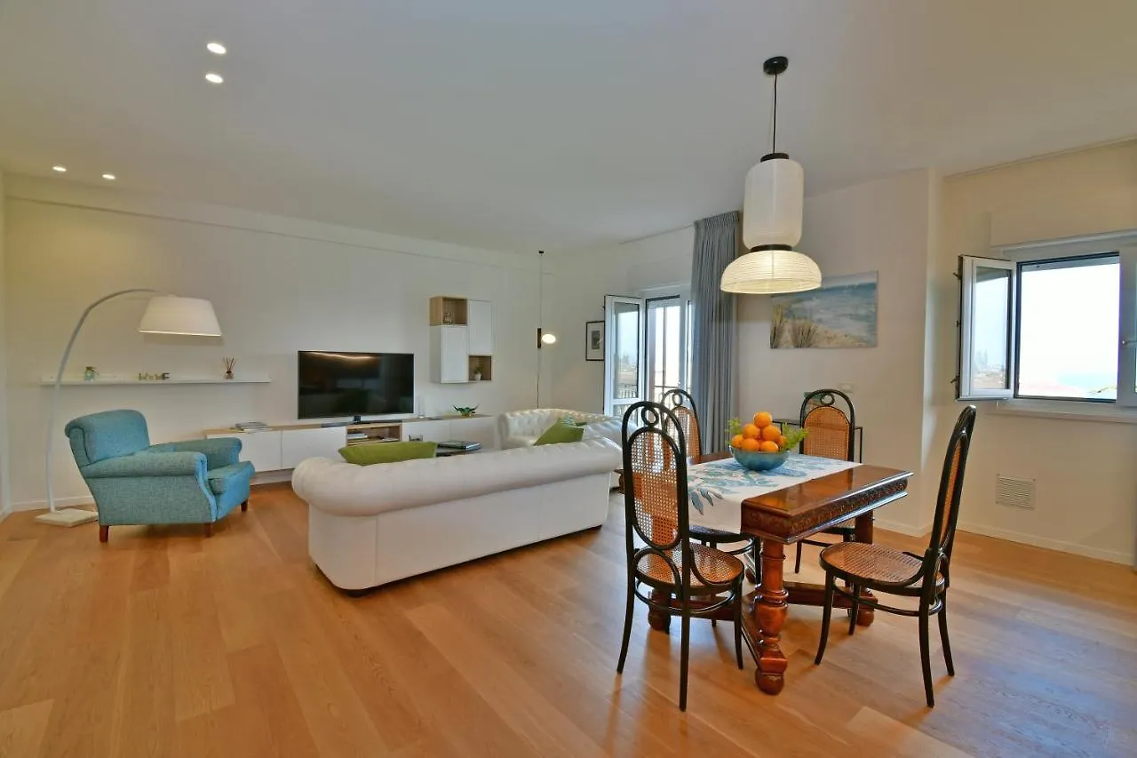 Bed & Breakfast Luxury Suites Joy In Cefalu