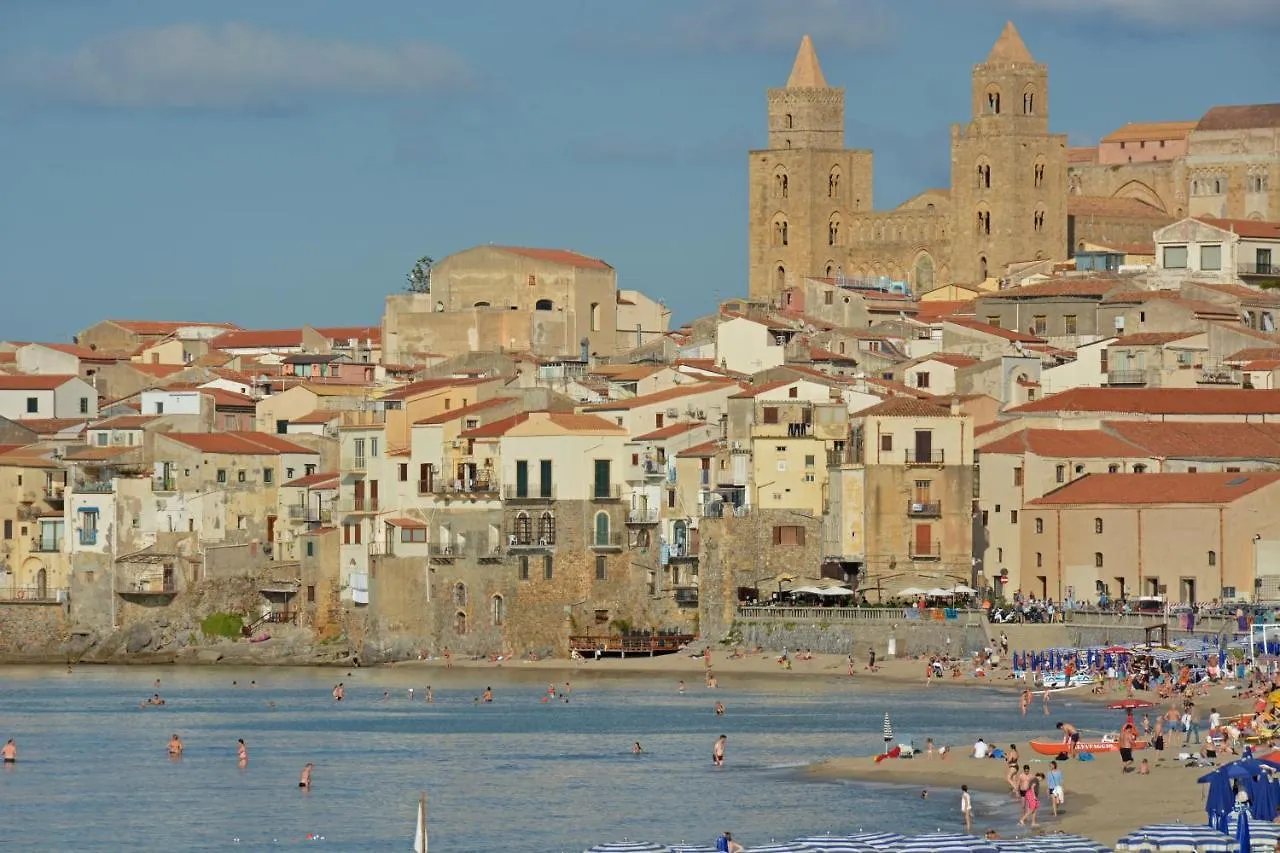 Luxury Suites Joy In Cefalu 0*,  Italy